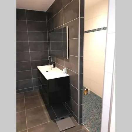 Superbe Au Calme Avec Piscine Feriehus
